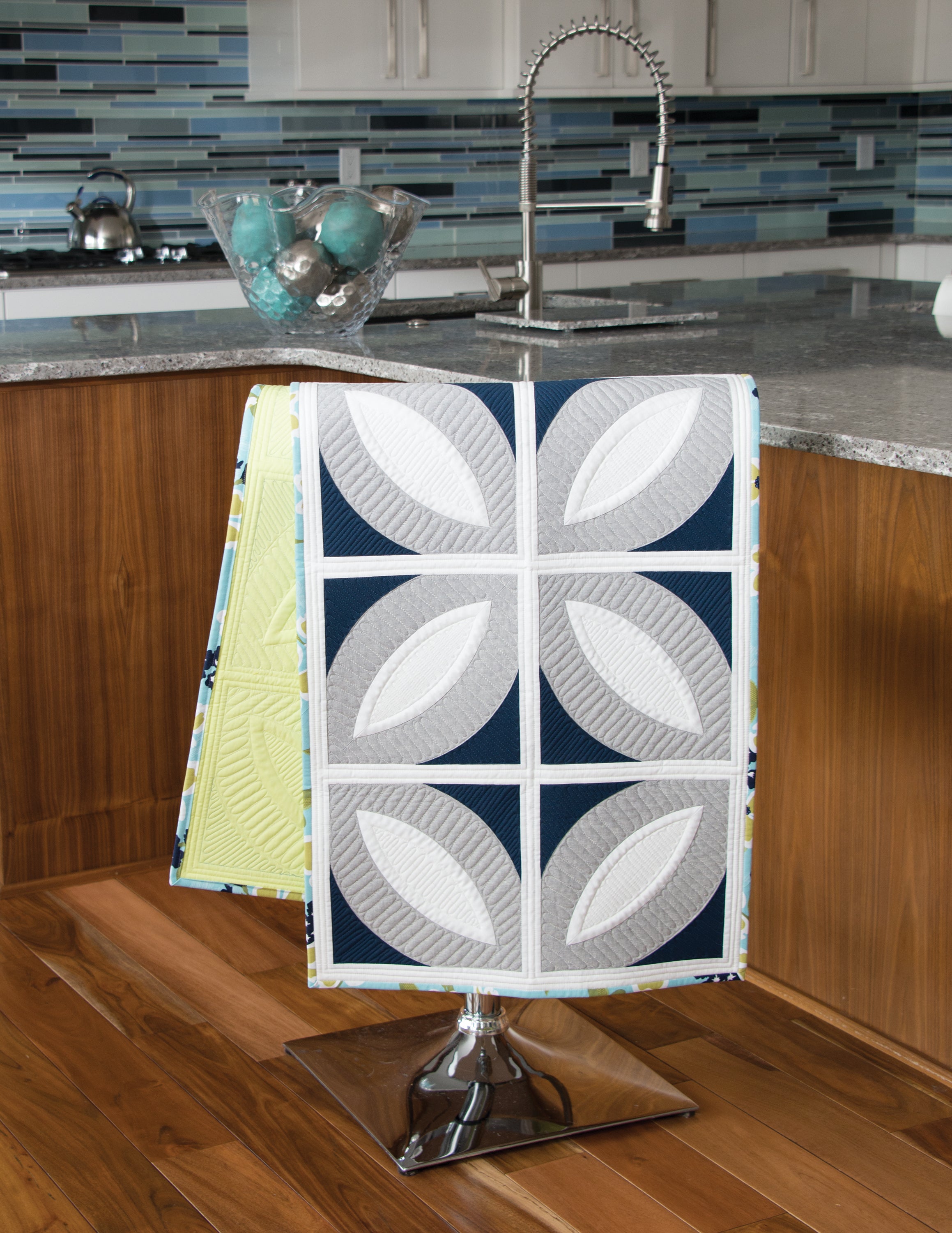 Contemporary Curved Quilts